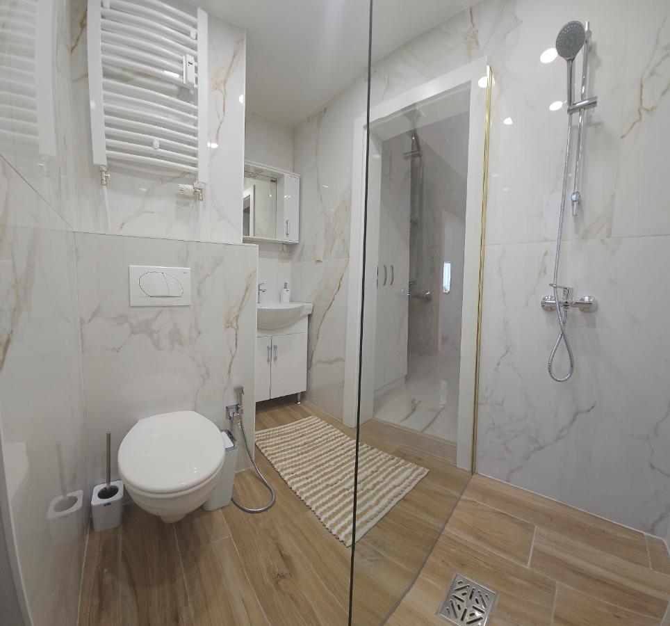 Tsar Asen 21 Apartamento Sófia Exterior foto